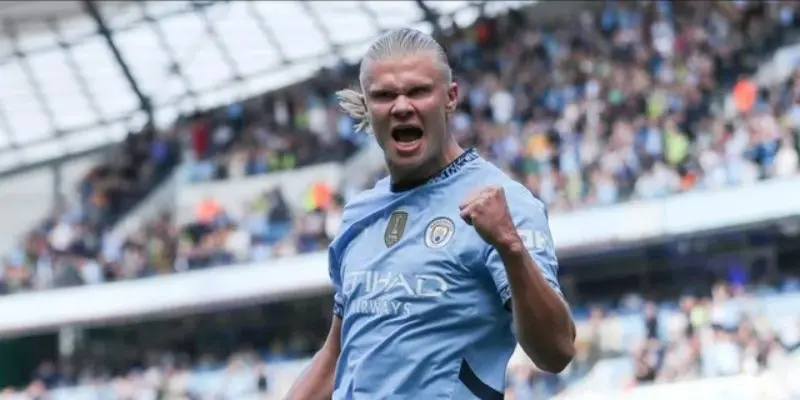 Niềm vui vỡ òa khi Haaland ghi bàn và ăn mừng cùng đồng đội Man City 2025