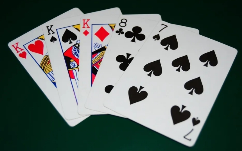 Phân biệt Sảnh, Thùng, Cù Lũ