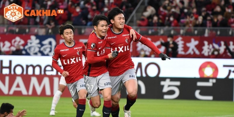 Kashima Antlers thành lập năm 1947 với tên gọi Sumitomo Metal Industries FC