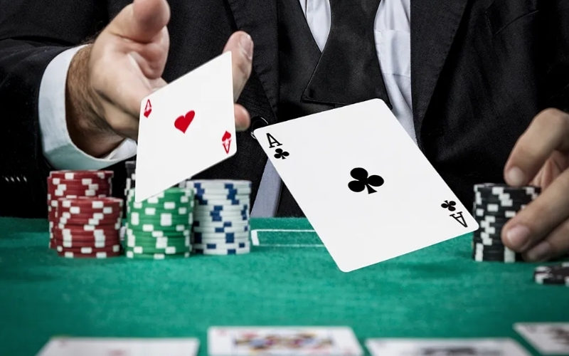 Sự phát triển của các giải đấu bài quốc tế